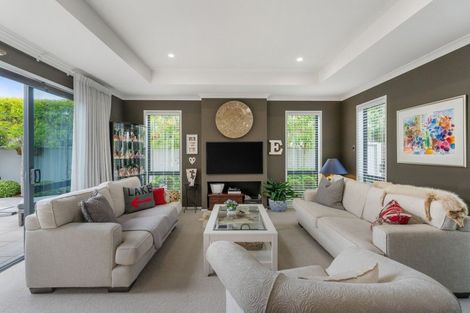 Photo of property in 29 Pukenamu Road, Rainbow Point, Taupo, 3330
