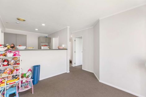 Photo of property in 3/27 Halsey Road, Manurewa, Auckland, 2102