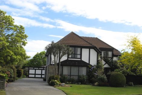 Photo of property in 11 Thurlestone Place, Burnside, Christchurch, 8053