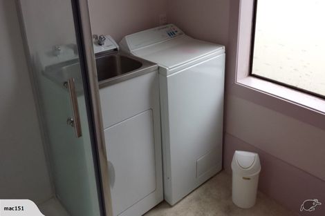 Photo of property in 165a Peverel Street, Riccarton, Christchurch, 8041