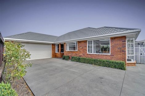 Photo of property in 141 Withells Road, Avonhead, Christchurch, 8042