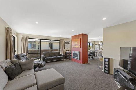 Photo of property in 48 Reginald Street, Burwood, Christchurch, 8083