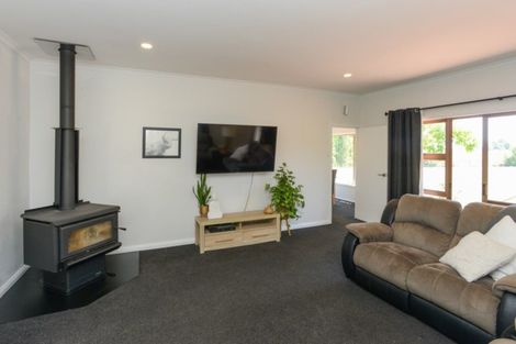Photo of property in 472 Maharakeke Road, Waipukurau, 4281