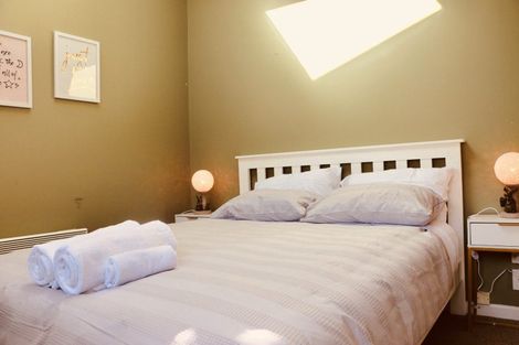 Photo of property in 211 The Parade, Island Bay, Wellington, 6023