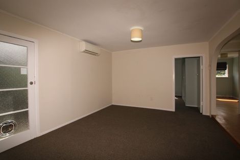 Photo of property in 41 Derwent Crescent, Titirangi, Auckland, 0604