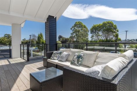 Photo of property in 76 Edgecumbe Road, Tauranga, 3110