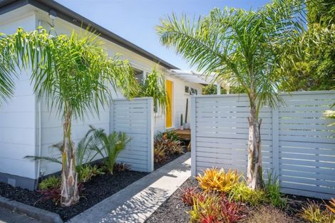 Photo of property in 1/21 West Hoe Road, Orewa, 0931