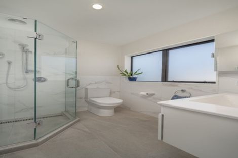 Photo of property in 118a Gracechurch Drive, Flat Bush, Auckland, 2016