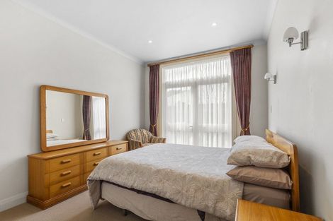 Photo of property in 36 Sutherland Crescent, Melrose, Wellington, 6023