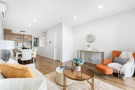 Photo of property in 7 Arura Place, Massey, Auckland, 0614