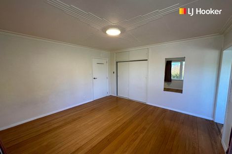 Photo of property in 15 Porterfield Street, Macandrew Bay, Dunedin, 9014