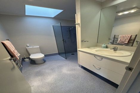 Photo of property in 12 Faith Bullock Place, New Lynn, Auckland, 0600