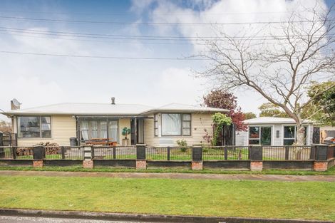 Photo of property in 8 Flint Street, Milson, Palmerston North, 4414