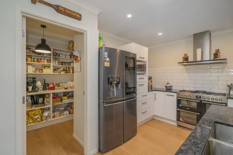 Photo of property in 24 Debenham Drive, Whitianga, 3510