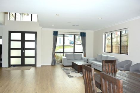 Photo of property in 11 Harvest Avenue, Orewa, 0931