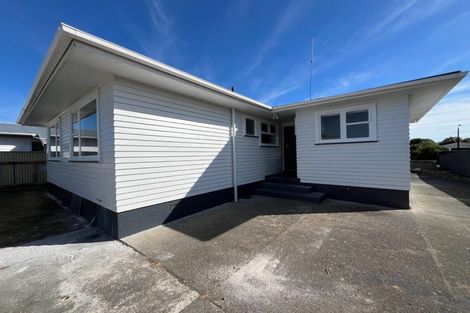 Photo of property in 24 Stephens Crescent, Highbury, Palmerston North, 4412
