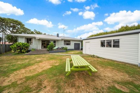 Photo of property in 59 Turuturu Road, Hawera, 4610