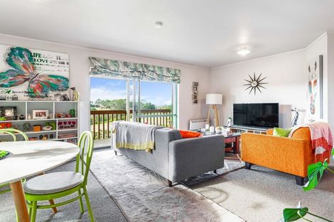 Photo of property in 1/199 Birdwood Road, Massey, Auckland, 0614