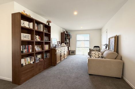 Photo of property in 35 Westgate Drive, Westgate, Auckland, 0614