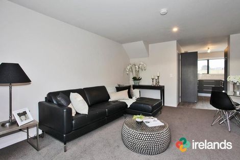 Photo of property in 4/60 Charles Street, Waltham, Christchurch, 8011