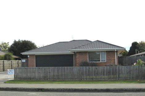 Photo of property in 80 Middlepark Road, Sockburn, Christchurch, 8042