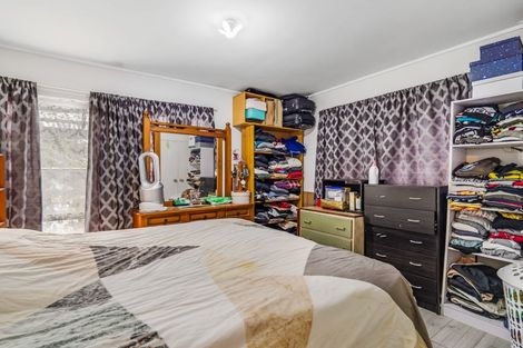 Photo of property in 1/32 Starforth Place, Henderson, Auckland, 0612