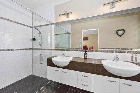 Photo of property in 8 Ravenscourt Place, Huntington, Hamilton, 3210