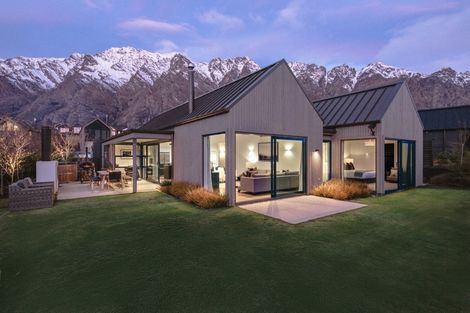 Photo of property in 54 Falconer Rise, Jacks Point, Queenstown, 9371