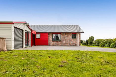 Photo of property in 196 Mokau Road, Urenui, 4377