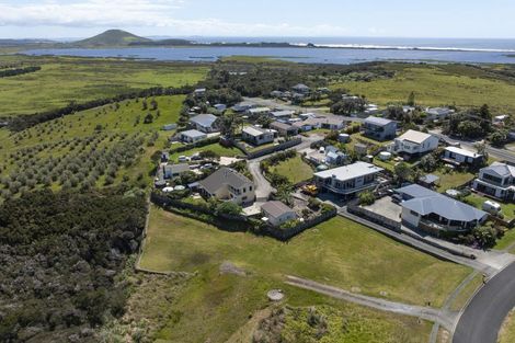Photo of property in 12 Bay Heights Drive, Karikari Peninsula, 0483