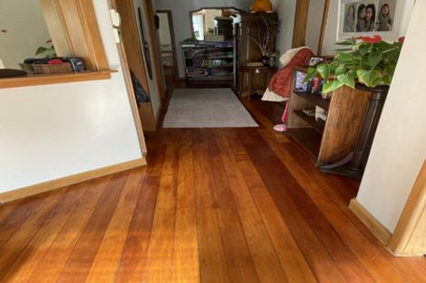 Photo of property in 6 David Crescent, Karori, Wellington, 6012