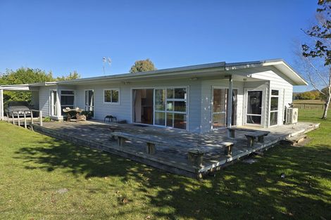 Photo of property in 28 Leeton Drive, Waipukurau, 4200