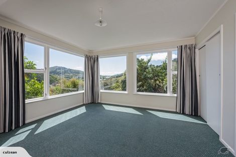 Photo of property in 2/77 Collier Avenue, Karori, Wellington, 6012