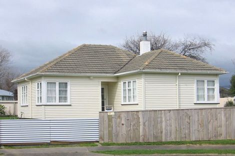 Photo of property in 3 Cook Street, Levin, 5510