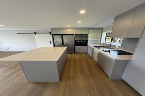 Photo of property in 61 Keegan Drive, Massey, Auckland, 0614