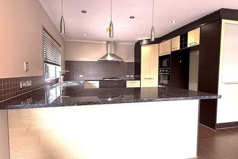 Photo of property in 28b Bucklands Beach Road, Bucklands Beach, Auckland, 2012