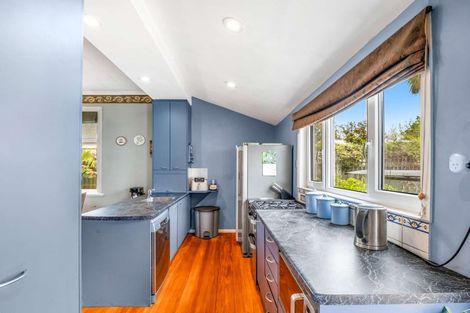 Photo of property in 15 Cleveland Street, Edgeware, Christchurch, 8013