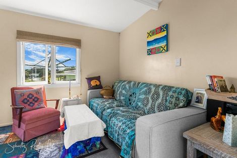 Photo of property in 5a Whaka Street, Maungaturoto, 0520