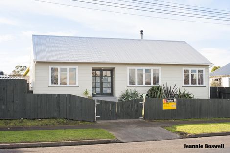 Photo of property in 119 Sherwill Street West, Feilding, 4702