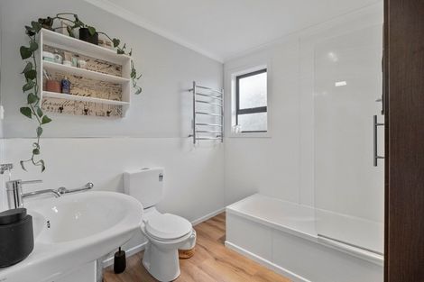 Photo of property in 6 Shakespeare Street, Stratford, 4332