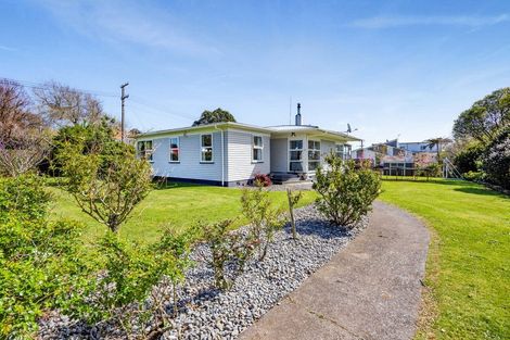 Photo of property in 75 Waihi Road, Hawera, 4610