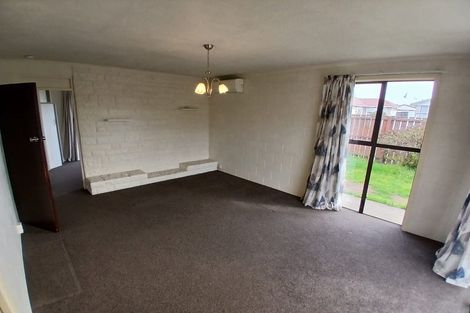Photo of property in 122 Effingham Street, North New Brighton, Christchurch, 8083