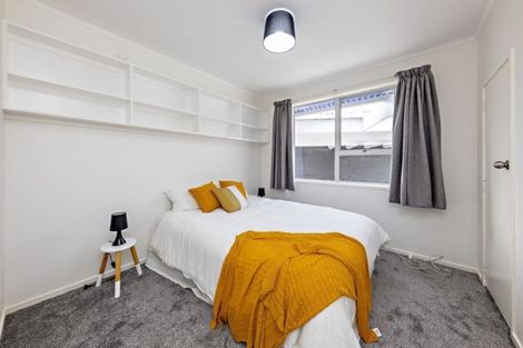 Photo of property in 22 Killington Crescent, Mangere, Auckland, 2022