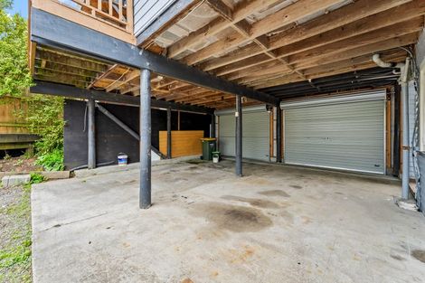 Photo of property in 2a Holiday Road, Stanmore Bay, Whangaparaoa, 0932