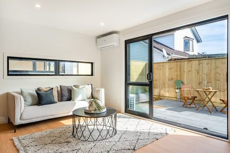 Photo of property in 6/8 Victoria Street, Ebdentown, Upper Hutt, 5018