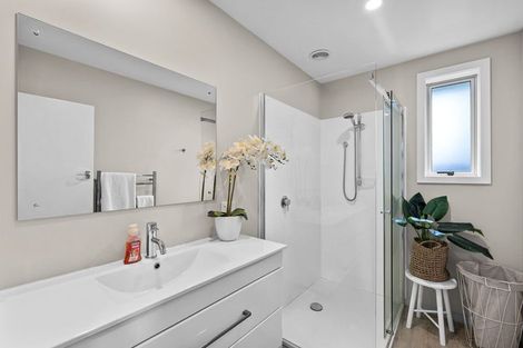 Photo of property in 36 Condell Avenue, Papanui, Christchurch, 8053