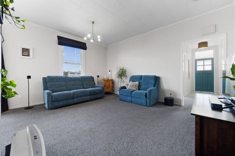 Photo of property in 8 Oriental Street, Welbourn, New Plymouth, 4312