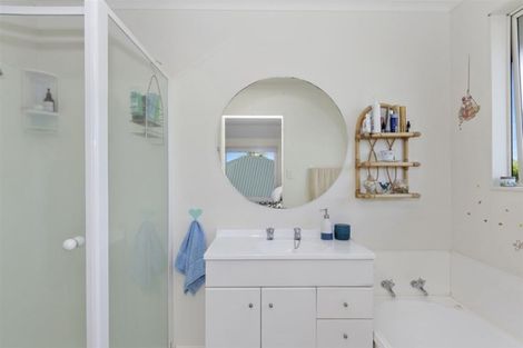 Photo of property in 222b Dickson Road, Papamoa Beach, Papamoa, 3118