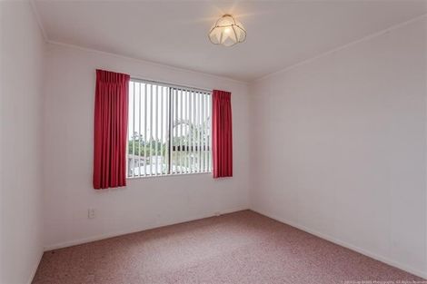 Photo of property in 63 Hassan Drive, Massey, Auckland, 0614