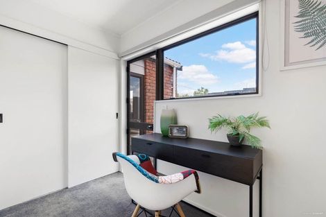 Photo of property in 2/14 Roberts Road, Te Atatu South, Auckland, 0610